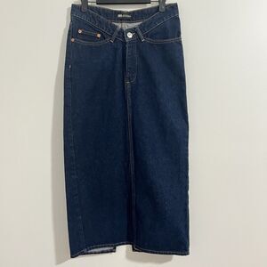 Zara Denim Midi Skirt Size XS Blue Indigo V Rise Dark Wash Y2K Boho Grunge Jean
